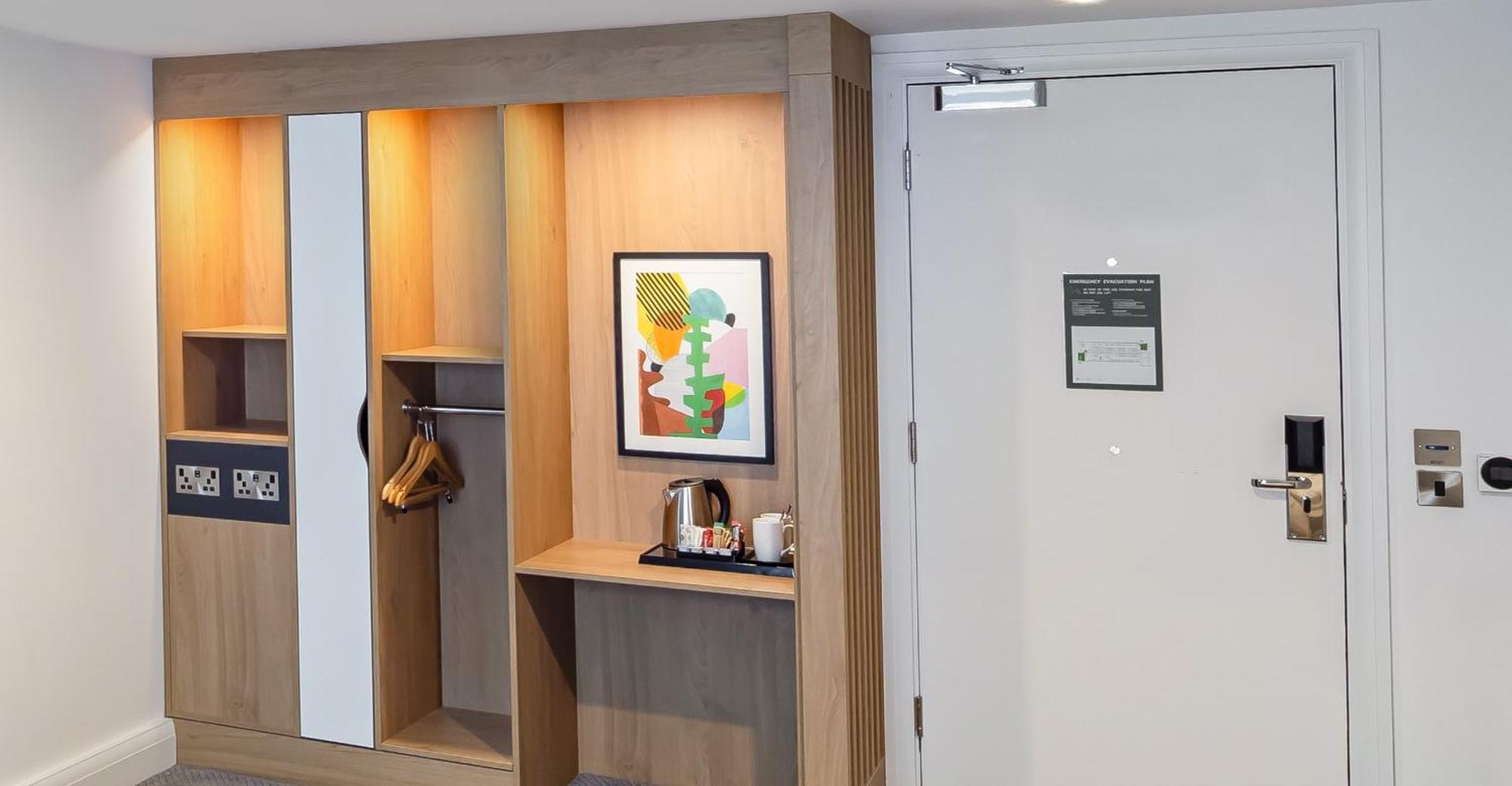 Holiday Inn Coventry M6, J2 By Ihg Экстерьер фото